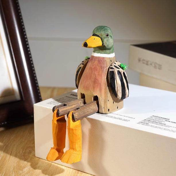 Long-legged duck hand-carved wood ornaments wooden carvings fun funny desktop decorations gifts