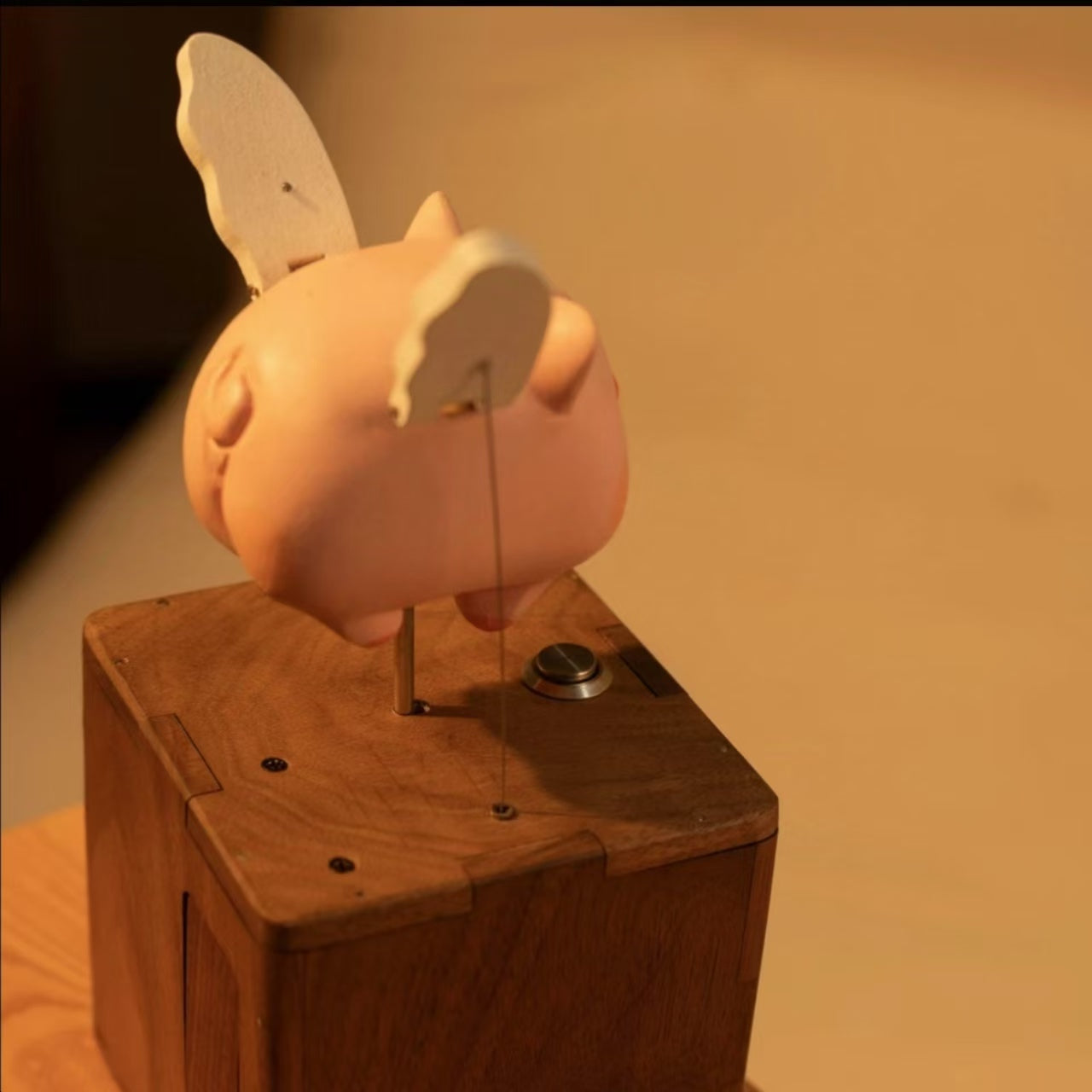 Wooden flying piggy, automata piggy, music box, wooden mechanical pig, Ornament, Wood art, Statue, Sculpture, Home Decor, Woodcarving,No music